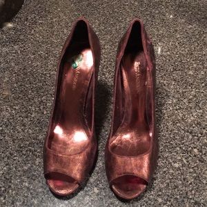 Enzo Angiolini peep toe pumps